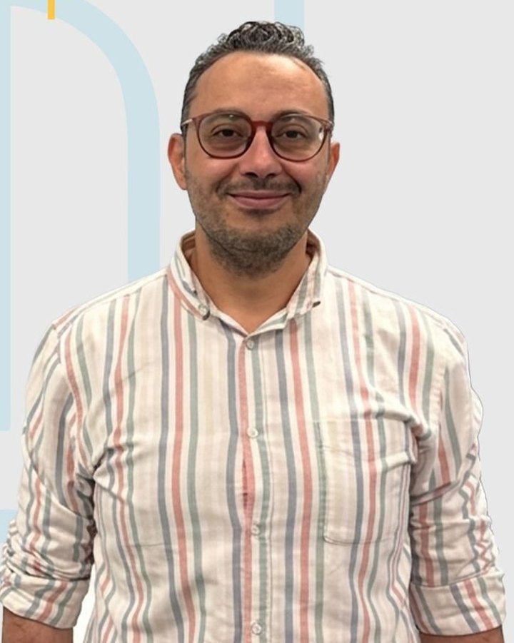 Portrait — Dr Ahmed Elmhrouky